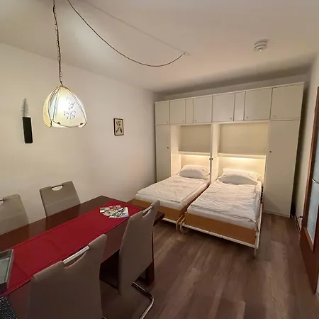 Neu! Innenstadt Inklusive Bettwaesche Und Handtuechern, Kaffeevollautomat Hw15 *
